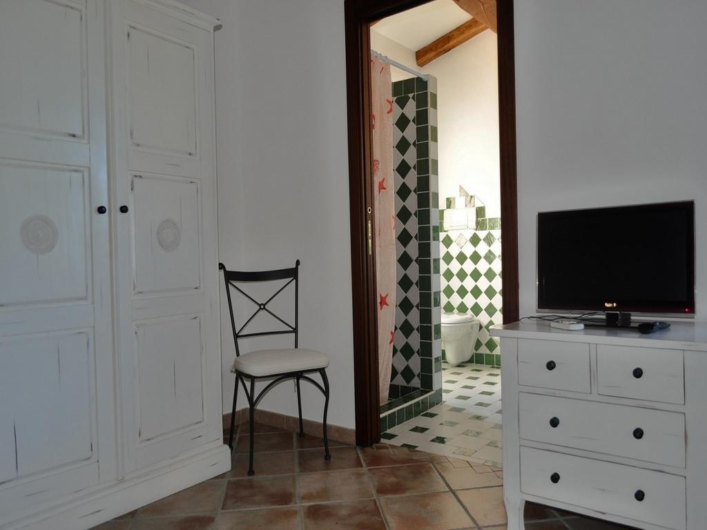 أولبيا B&B Pubulos الغرفة الصورة